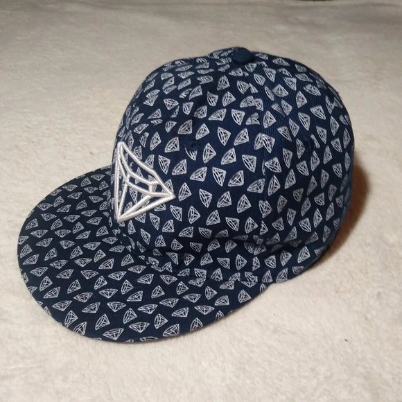 Volcom Diamond Design Men's Flat Bill Hat - Good Condition Sz 7 3/4 (59cm) - Picture 3 of 4